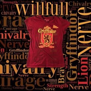 Gryffindor tee